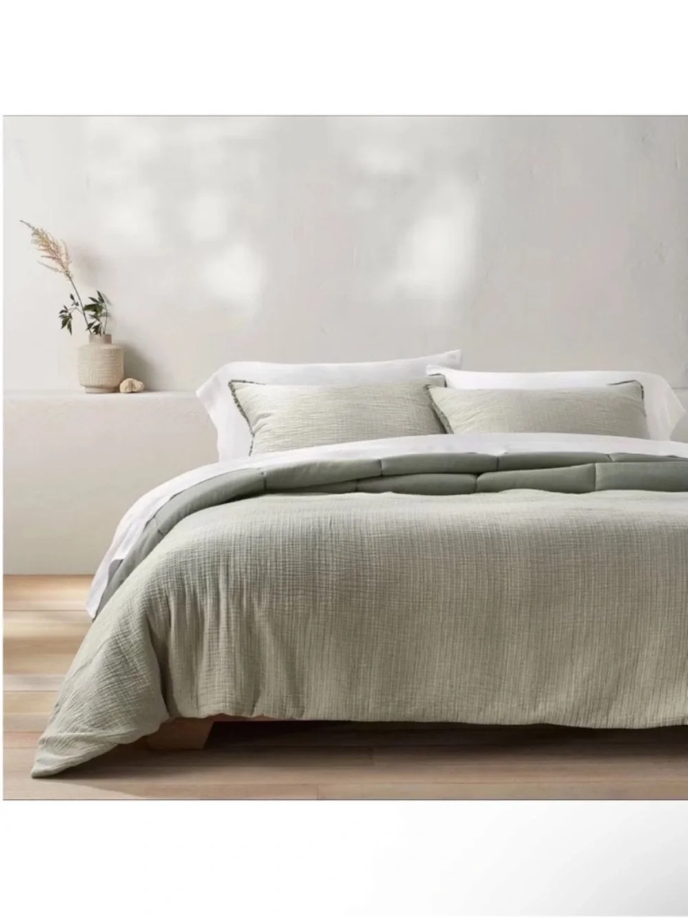 NWT King/California King Textured Chambray Comforter & Sham Set Dark Sage Green